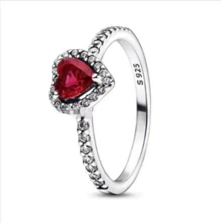 Elevé Luxe Elegant Heart Ring